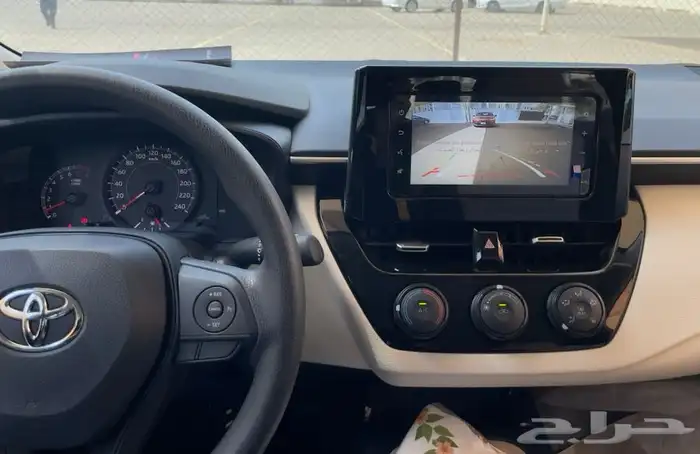 تركيب كاميرا خلفية تويوتا كورولا 2022 معا فك حماية الفيديو 3