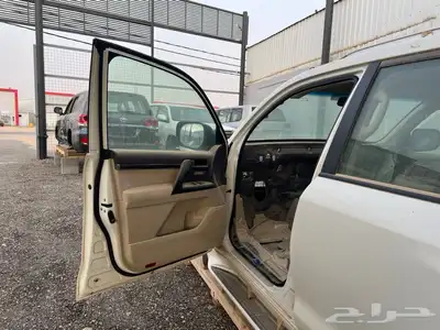 غمارة قفش قطع غيار بدي لاندكروزر بودي GXR 2020 مصدوم 1