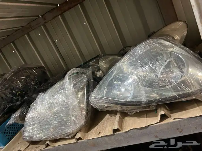 كبوت ورفارف وابواب بطانات لكزس 460 430 و400 وقطع اخرى تحصى 19