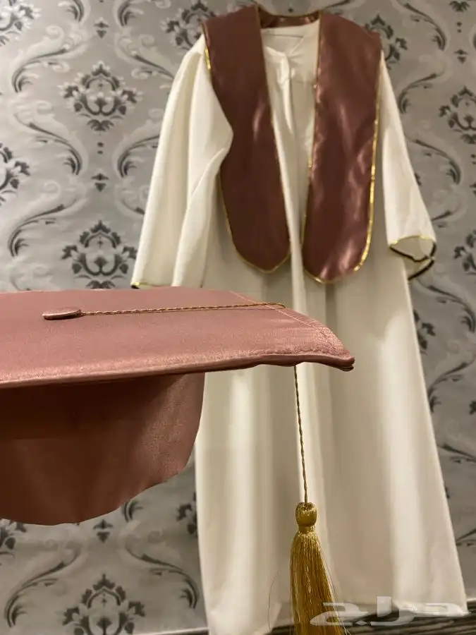 عباية تخرج للايجار 0