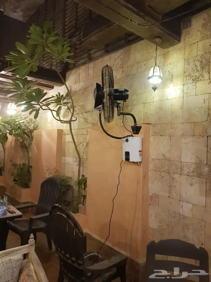 الكميه قربت تنتهي مراوح الرذاذ العموديه والجداريه 1