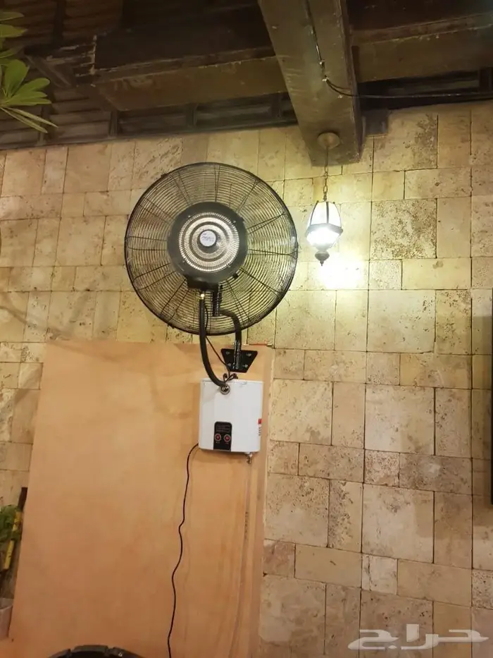 الكميه قربت تنتهي مراوح الرذاذ العموديه والجداريه 3