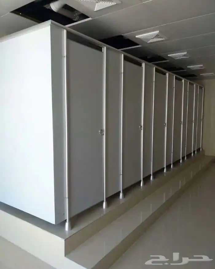 حواجز حمامات الفينوليك 1