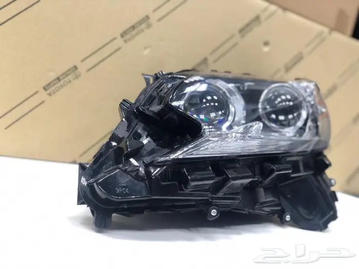 شمعه لكزس ES350 موديل 2016 الين 2018 يسار 1