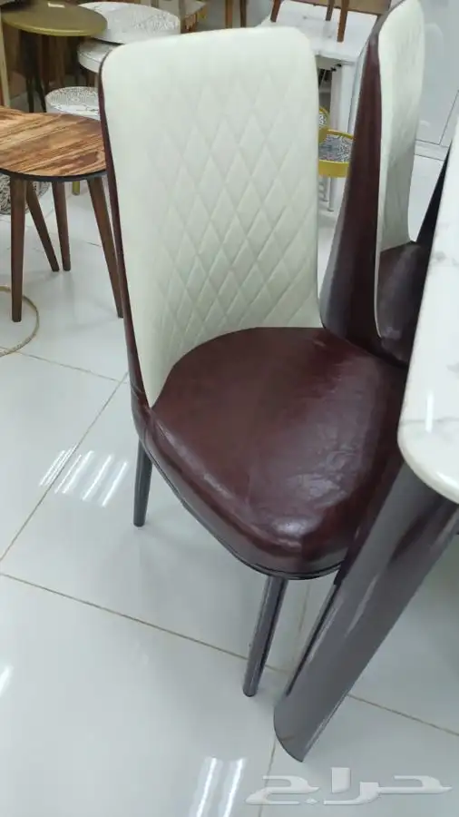 طاولات طعام رخام راقية جديد بالكرتون 6