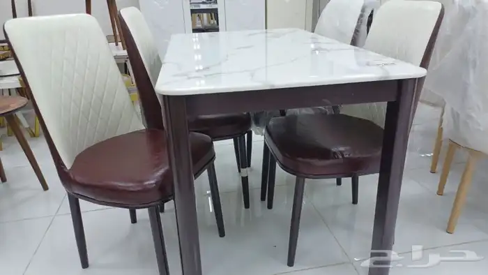 طاولات طعام رخام راقية جديد بالكرتون 4