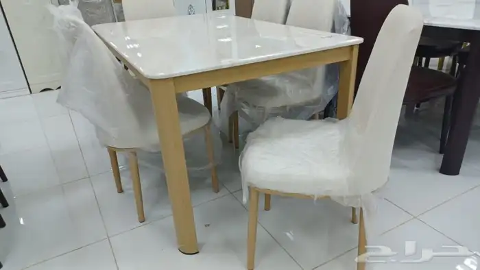 طاولات طعام رخام راقية جديد بالكرتون 1