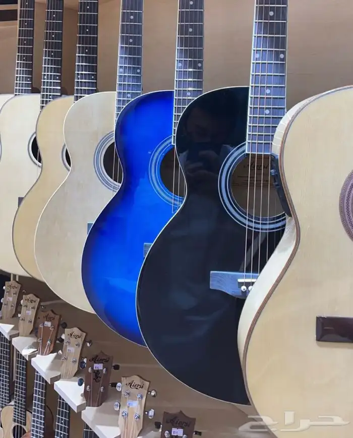 الالات موسيقيه غيتار وعود  بيانو وكمان  6