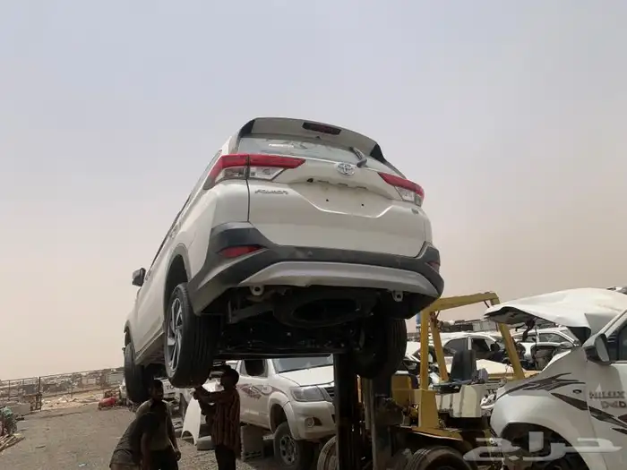 تويوتا راش مصدوم 2022 قطع غيار 9