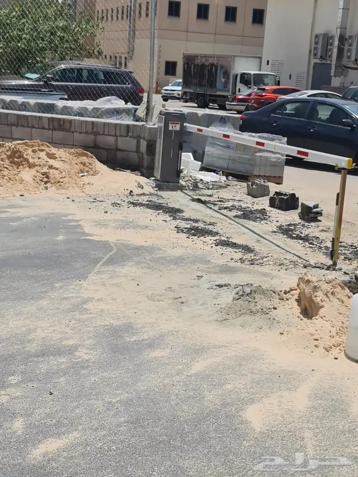 بوابة سيارات بوابات دخول مواقف سيارات 1