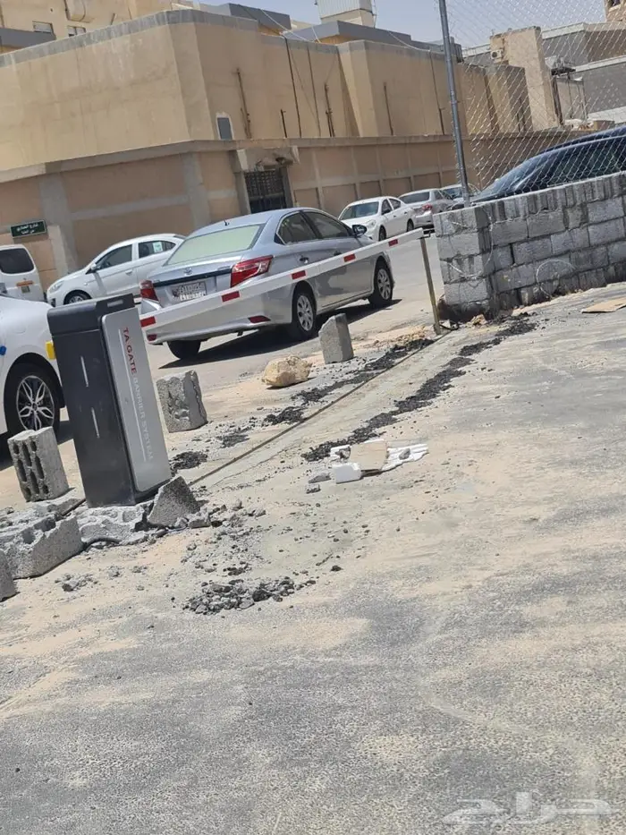 بوابة سيارات بوابات دخول مواقف سيارات 3