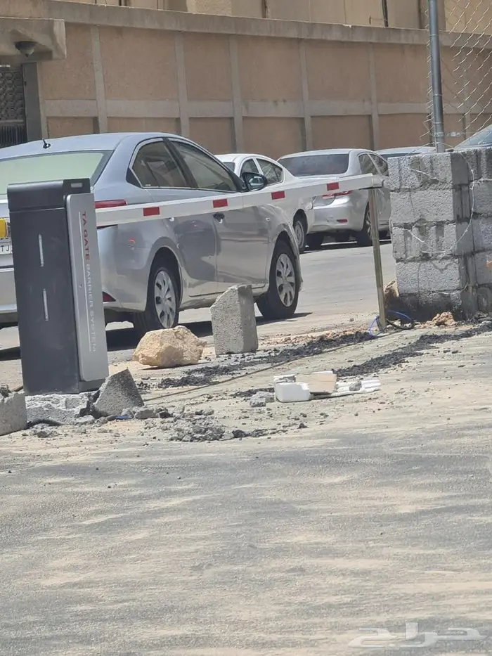 بوابة سيارات بوابات دخول مواقف سيارات 6