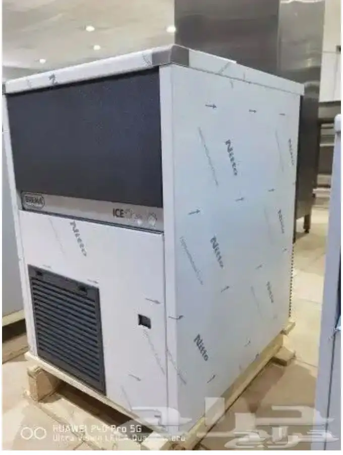 صانعات ثلج مكعبات (آيس ميكر) BREMA بمقاسات مختلفة 0