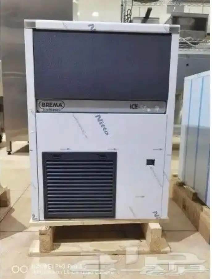 صانعات ثلج مكعبات (آيس ميكر) BREMA بمقاسات مختلفة 4