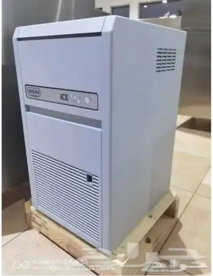 صانعات ثلج مكعبات (آيس ميكر) BREMA بمقاسات مختلفة 2