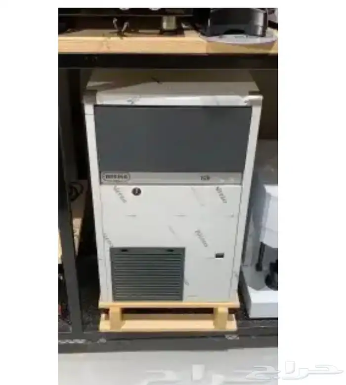 صانعات ثلج مكعبات (آيس ميكر) BREMA بمقاسات مختلفة 6