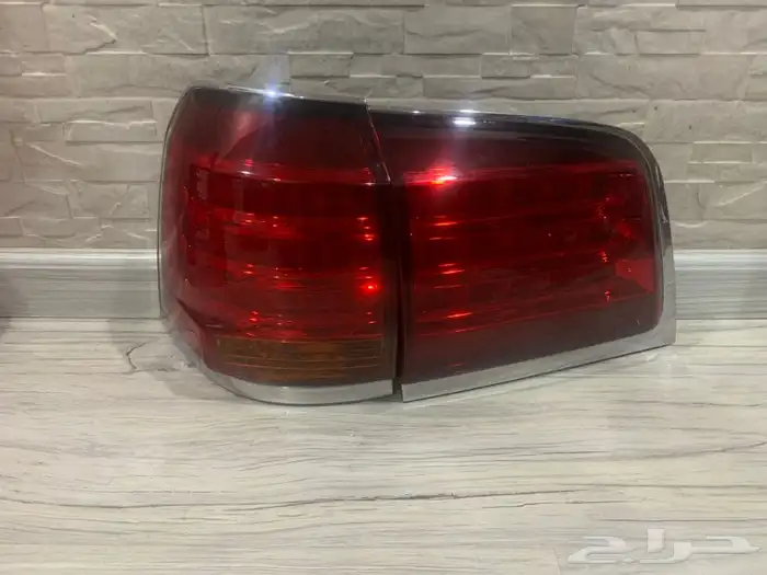 سوارات سيارات و قطع غيار عروض اليوم الوطني 64