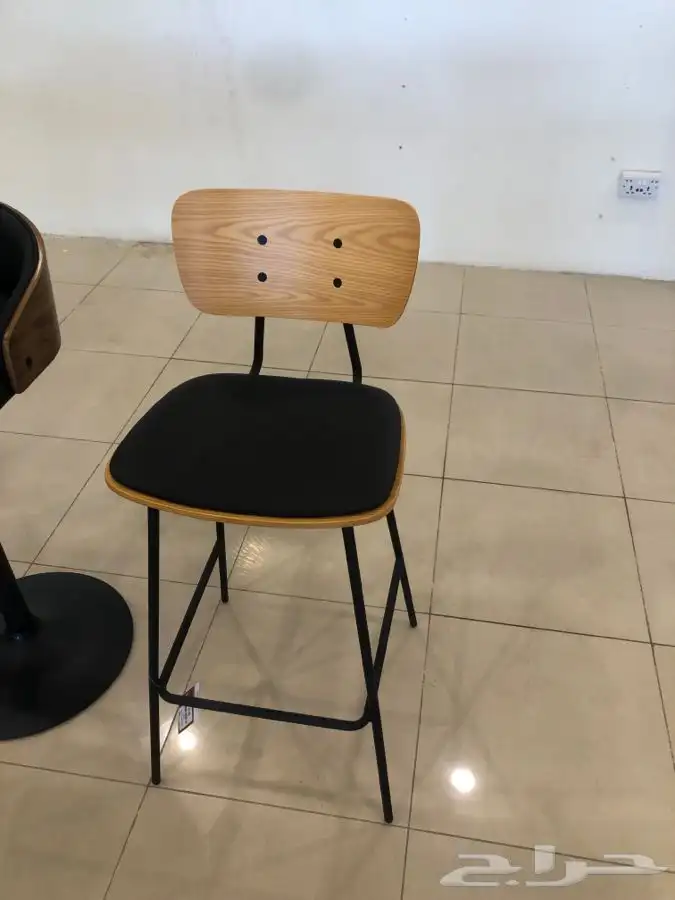 طاولة وكراسي(طقم) للكوفي و المطاعم ( يمكنك تقسيط مشترياتك) 57