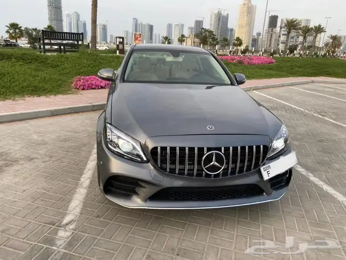 مكتب تأجير سيارات في دبي 4