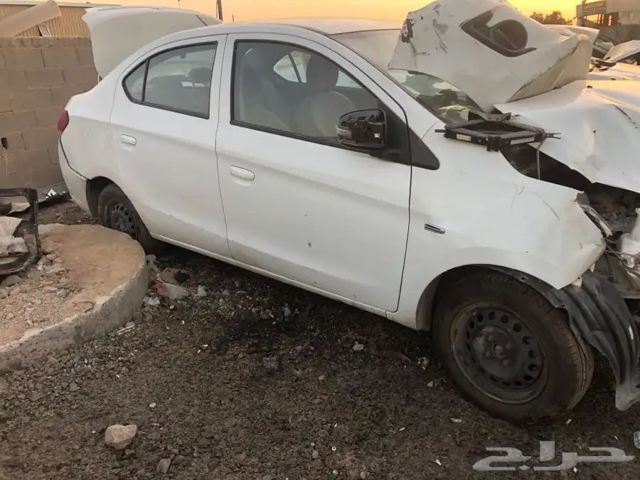 متسوبيشي اتراج تشليح قطع غيار اتراج 10