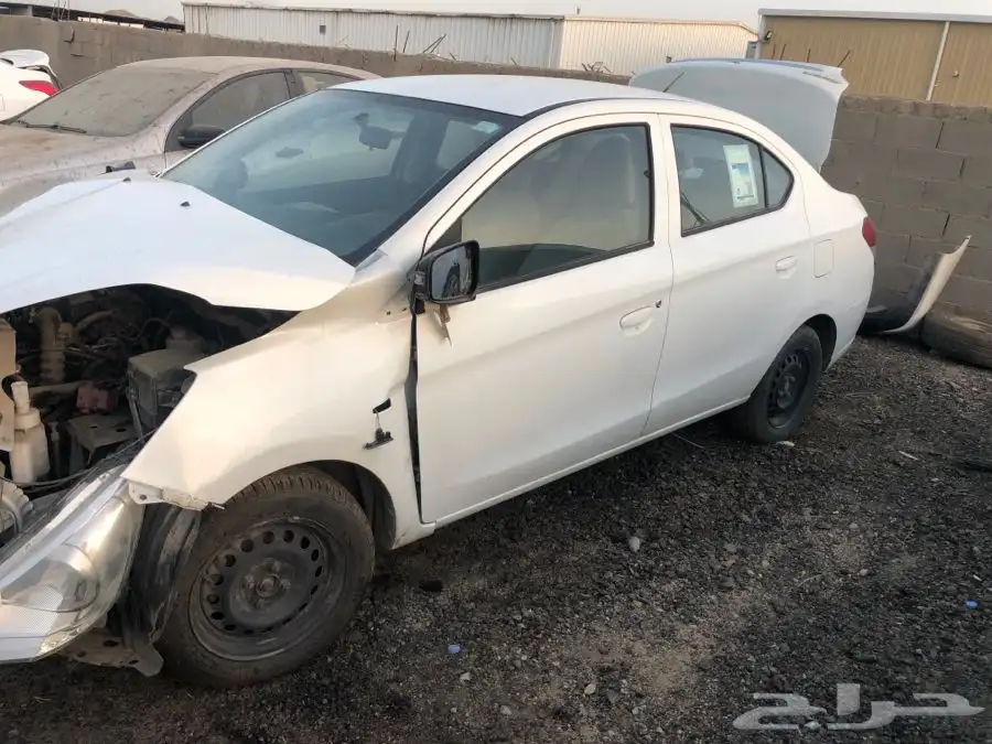 متسوبيشي اتراج تشليح قطع غيار اتراج 9