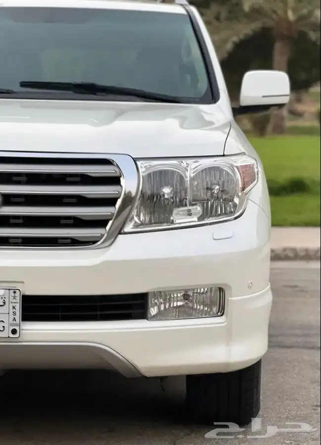 لاند كروزر ممشى قليل وكالة VXR 2011( تم البيع ) 1