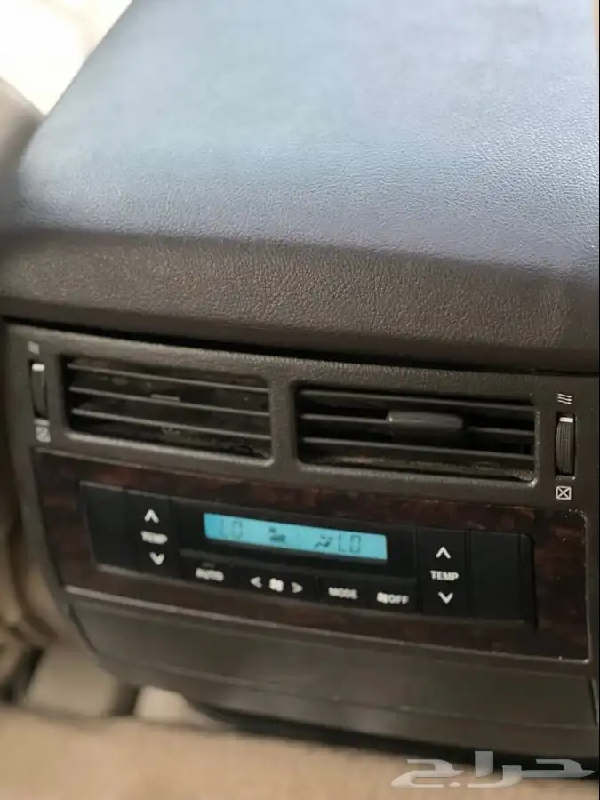 لاند كروزر ممشى قليل وكالة VXR 2011( تم البيع ) 45