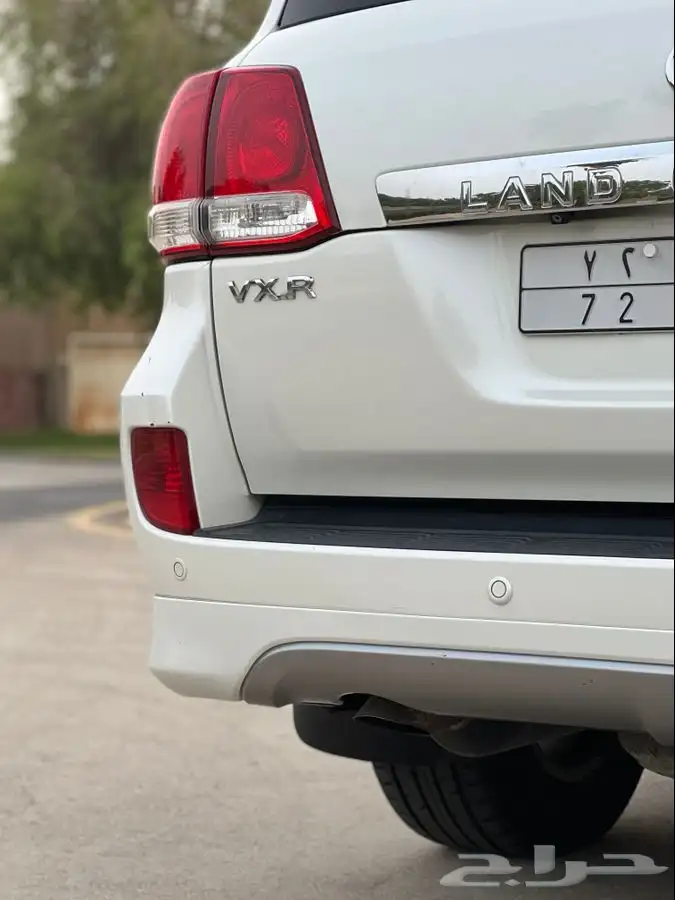 لاند كروزر ممشى قليل وكالة VXR 2011( تم البيع ) 23
