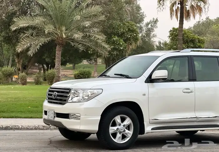 لاند كروزر ممشى قليل وكالة VXR 2011( تم البيع ) 5