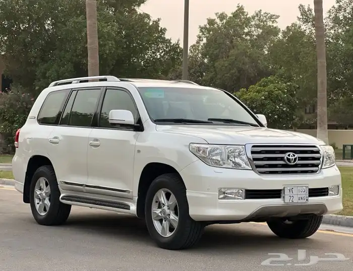 لاند كروزر ممشى قليل وكالة VXR 2011( تم البيع ) 30