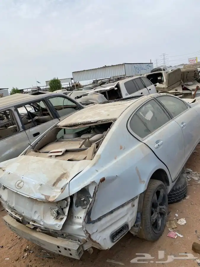 قطع غيار لكزس تشليح es - is - Gs - LS م2006 الى 2010 9