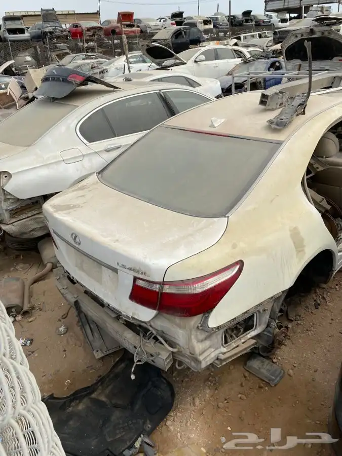 قطع غيار لكزس تشليح es - is - Gs - LS م2006 الى 2010 26