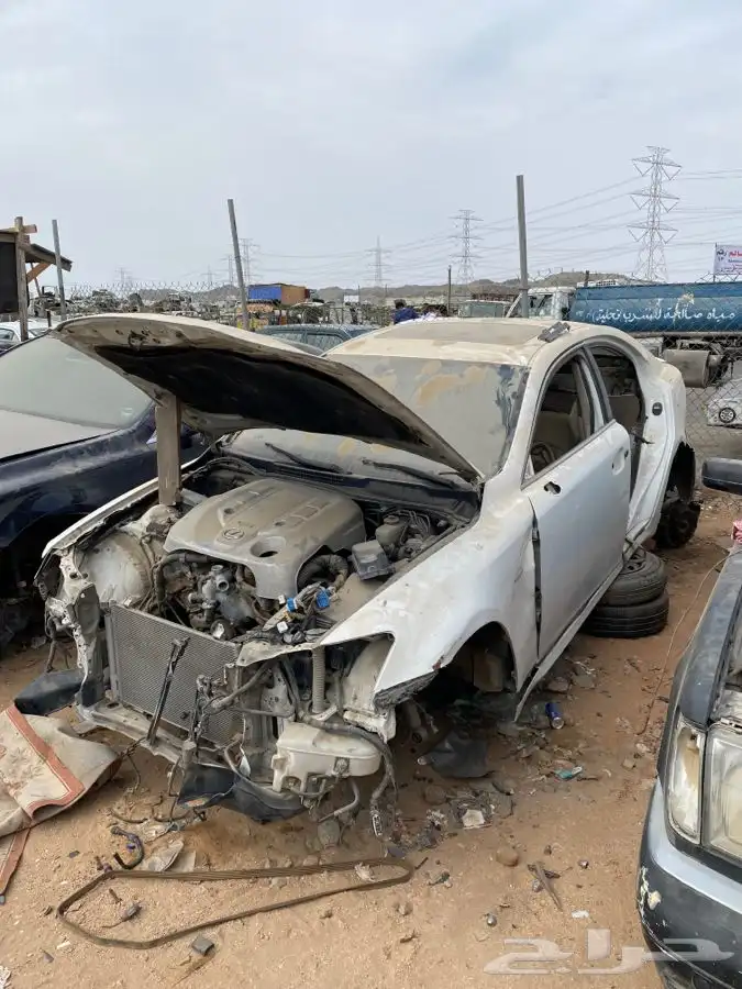 قطع غيار لكزس تشليح es - is - Gs - LS م2006 الى 2010 16