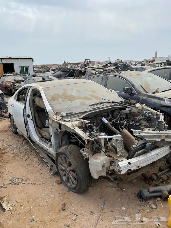 قطع غيار لكزس تشليح es - is - Gs - LS م2006 الى 2010 14