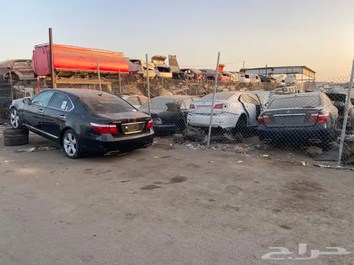 قطع غيار لكزس تشليح es - is - Gs - LS م2006 الى 2010 23