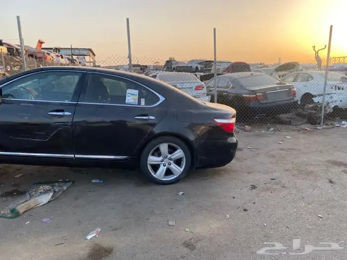 قطع غيار لكزس تشليح es - is - Gs - LS م2006 الى 2010 22