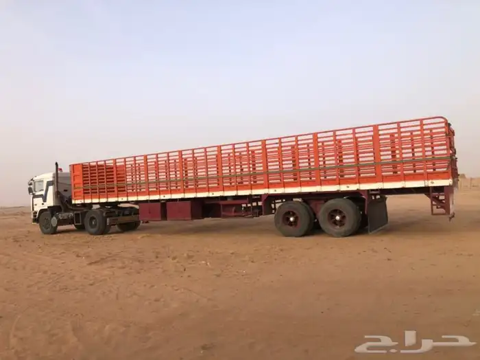 تريلات جوانب عاليه لنقل الأعلاف و البضائع والحلال والنخيل 0