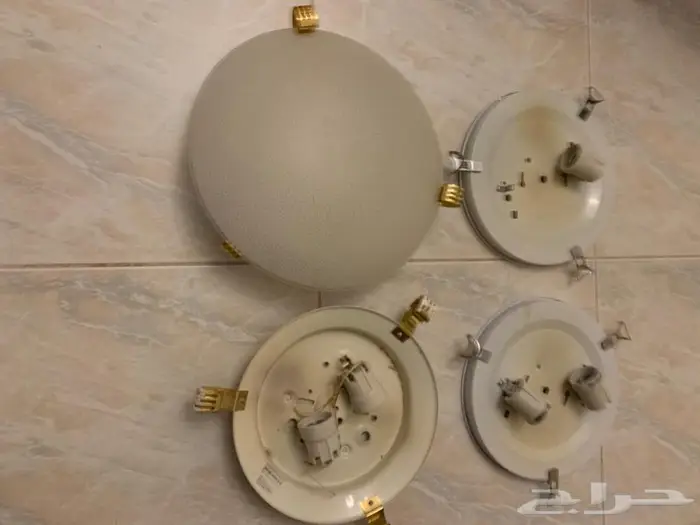 قواعد انارة مستخدمة للبيع 0