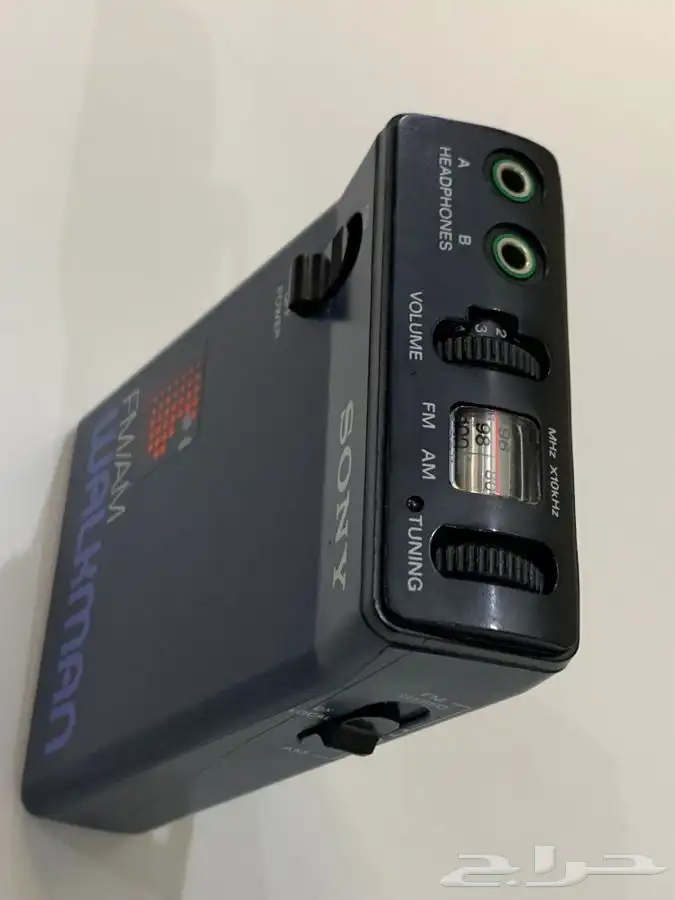 راديو ووكمان قديم ومميز من شركة سوني 1983 3