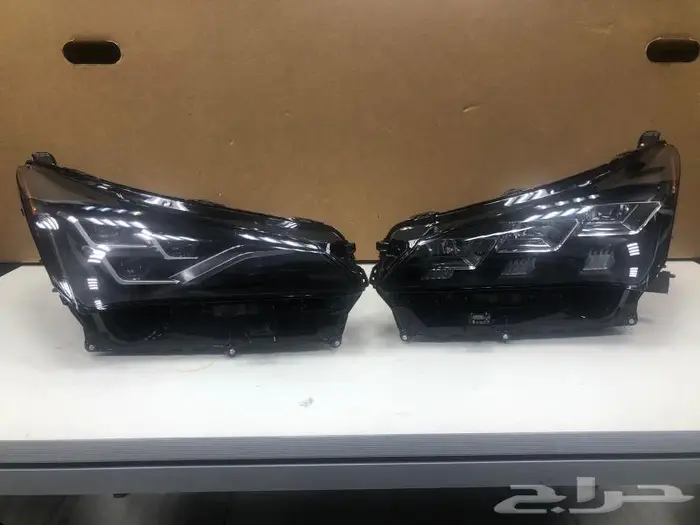 شمعات لكزس Nx موديل 2017 الين 2021 اصلي وكاله 1