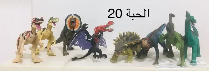 ديناصورات بلاستيك وهياكل عظمية خشبية وبلاستيكية للبيع 12