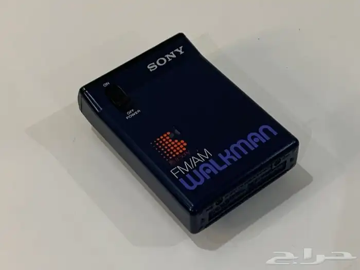 راديو ووكمان قديم ومميز من شركة سوني 1983 8