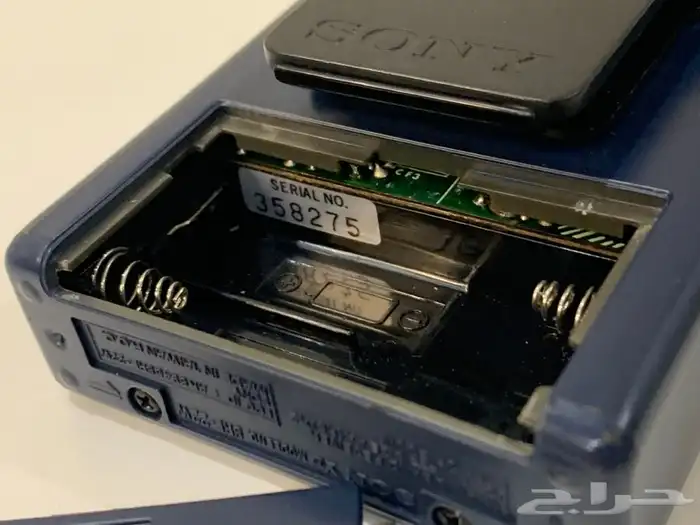 راديو ووكمان قديم ومميز من شركة سوني 1983 20