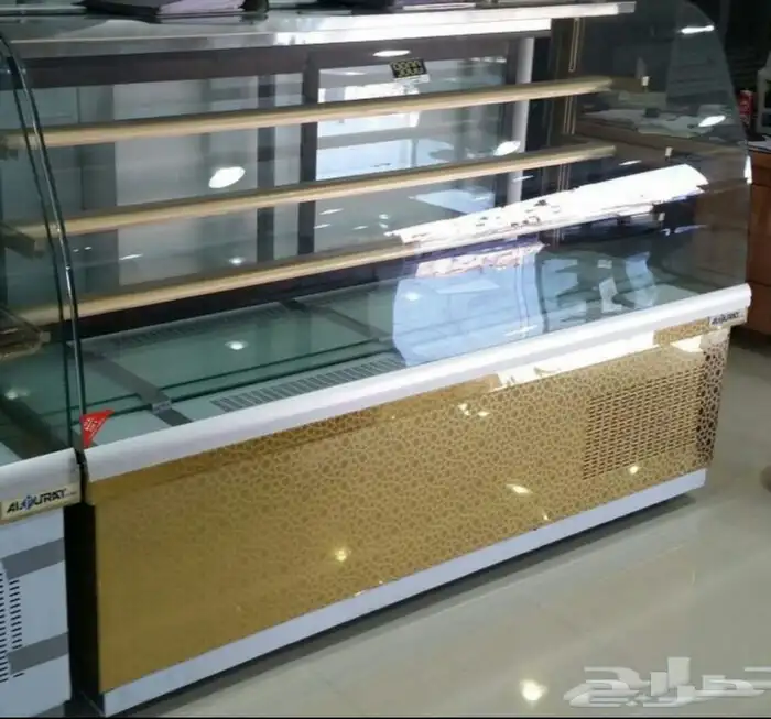  ثلاجات عرض ALFURAT لعرض الحلويات ذهبي 10