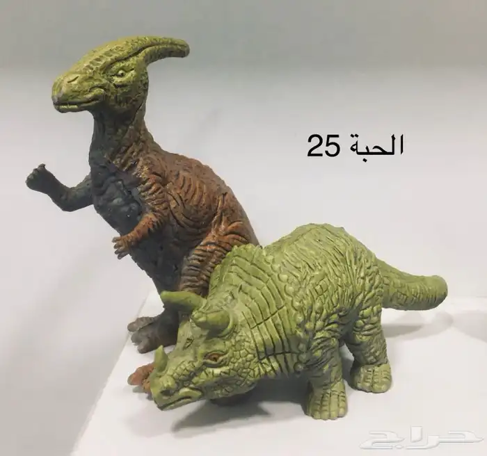 ديناصورات بلاستيك وهياكل عظمية خشبية وبلاستيكية للبيع 16