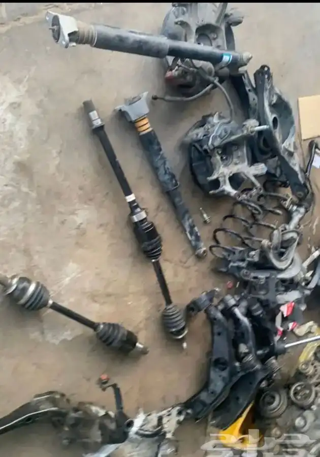 قطع غيار تشليح مازدا 6 للبيع باسعار مناسبه 25