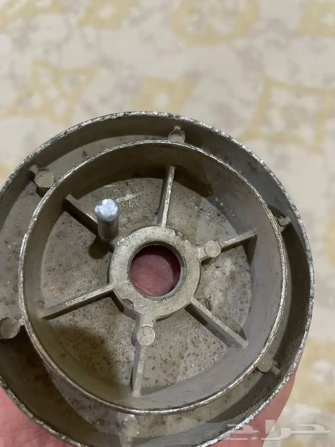 قفل طاسة او جنط لسيارة حبة وحدة 1