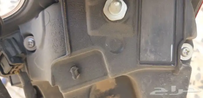 شمعة امامي يسار   شمعة خلفي يمين لكزس LS من 2018-2020 3