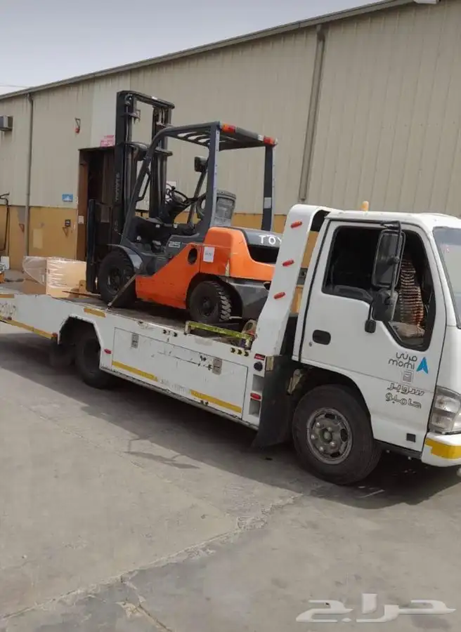 لدينا رافعات شوكية فور كلفت بانواعها للاجار 0596165341 9