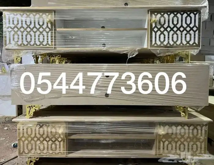 طاولة تلفزيون 11